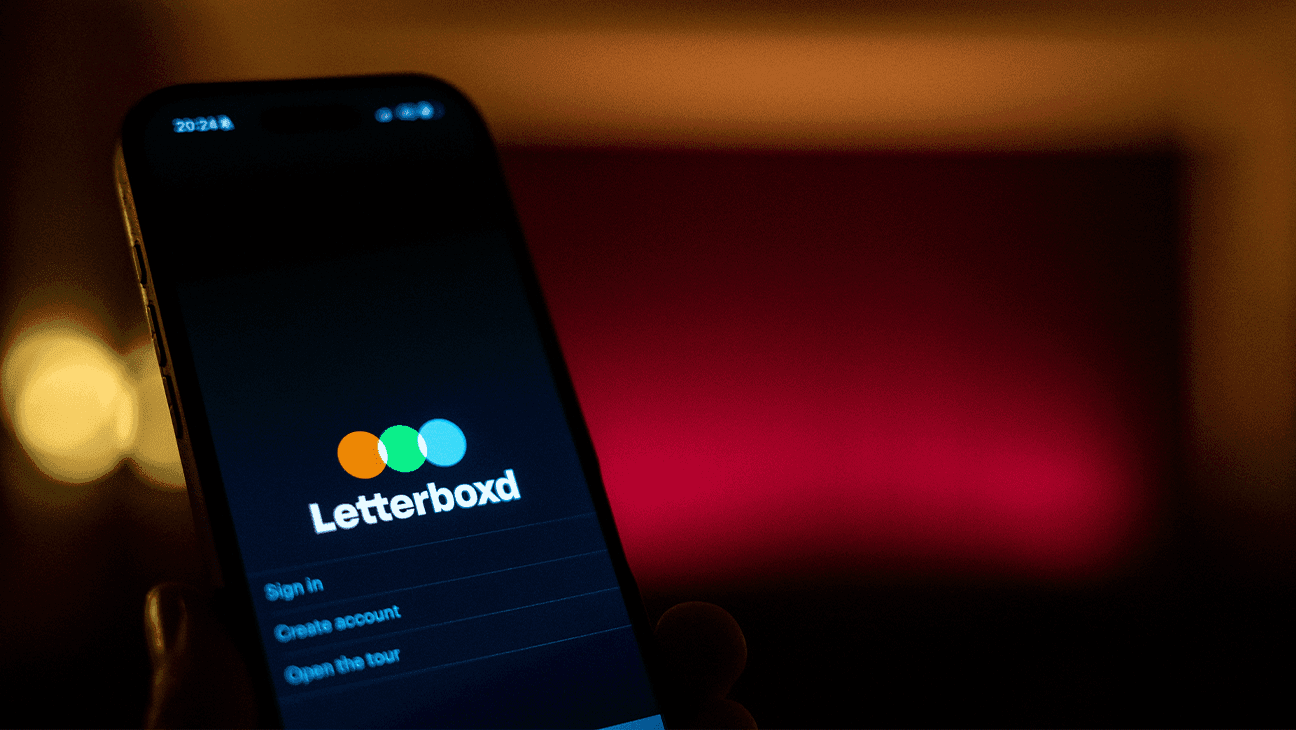 Letterboxd Crash Signs Users Out: Official Response