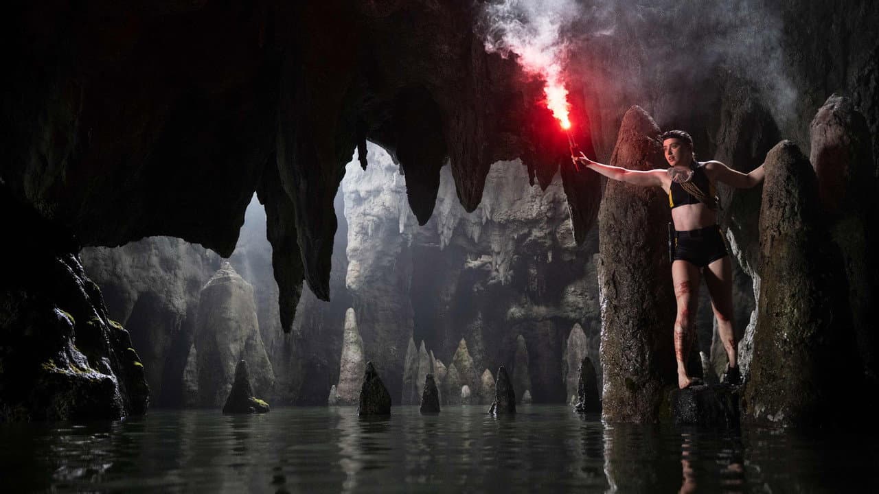 The Devil's Mouth Movie Review: A Gripping Thriller still 5