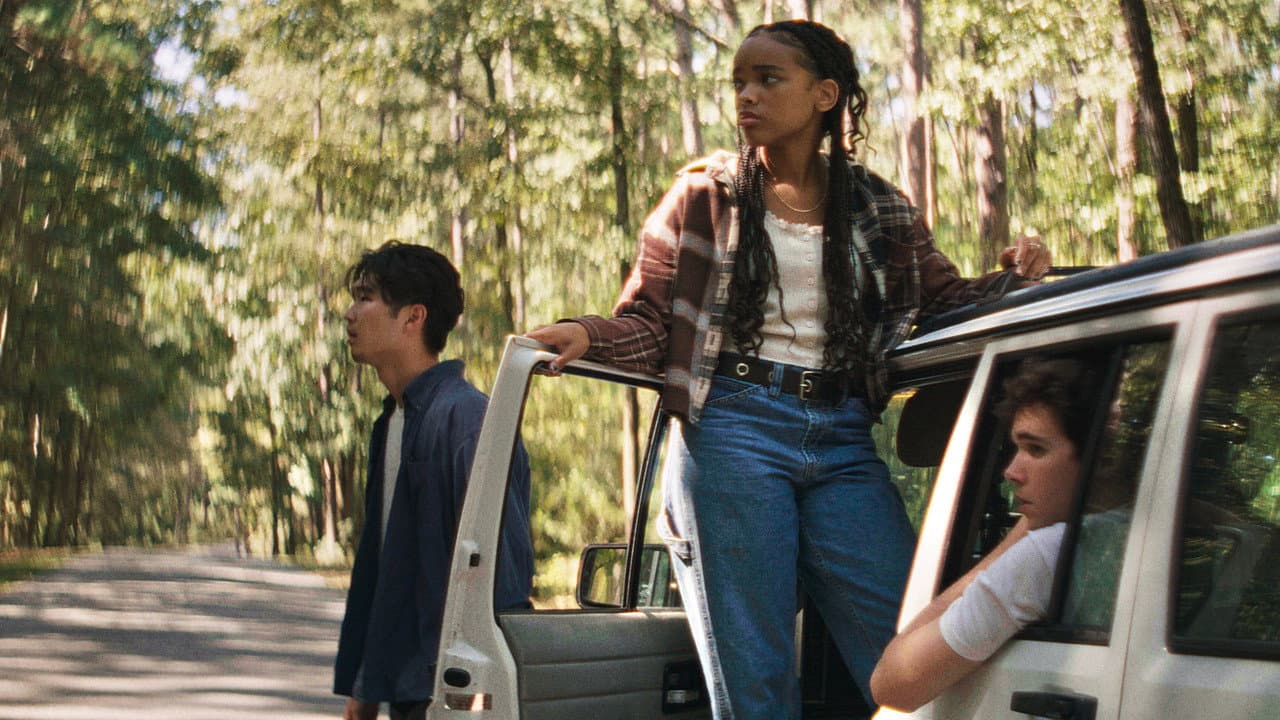 It Ends (2026) Review: A Haunting Cosmic Road Trip still 8