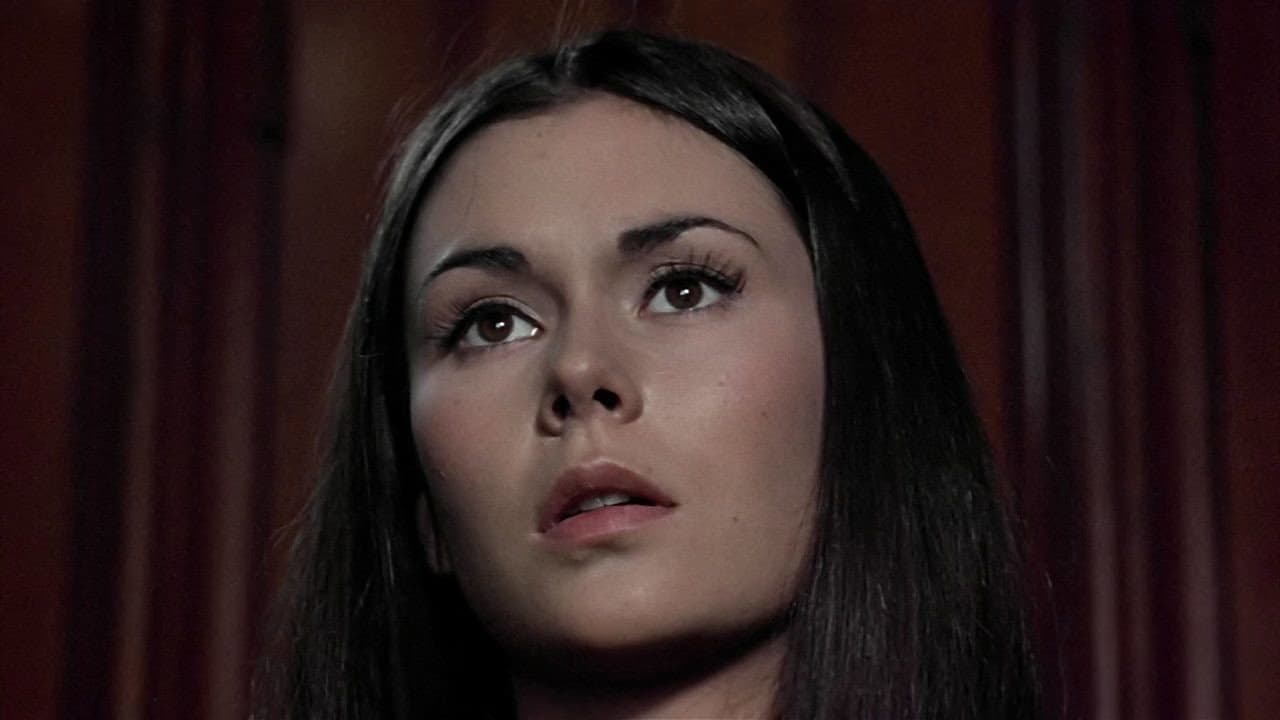 Night of Dark Shadows still 5