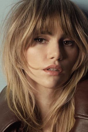Suki Waterhouse OK With Nepo-Babying Daughter