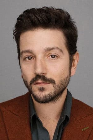 Diego Luna to Receive Heart of Sarajevo Honor
