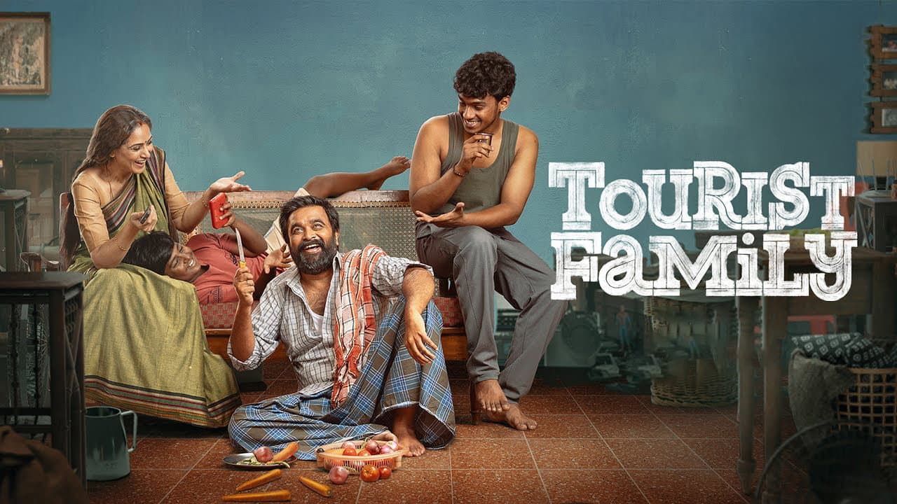Tourist Family still 1