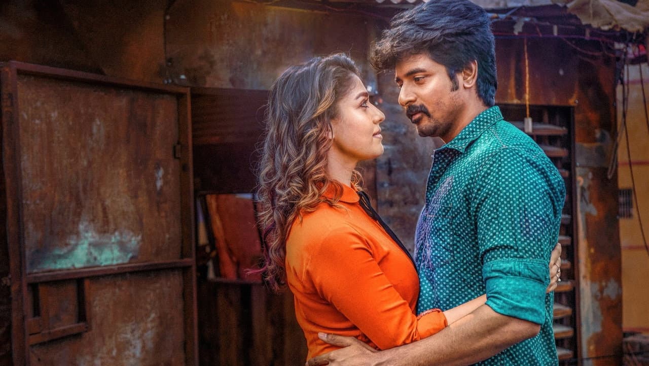 Velaikkaran still 2