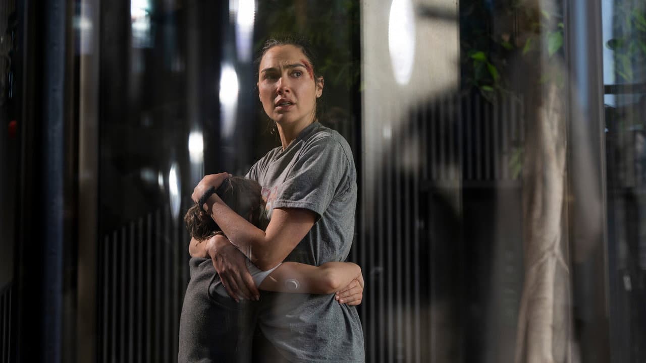 The Runner (2026): A Brutal Thriller Review still 3